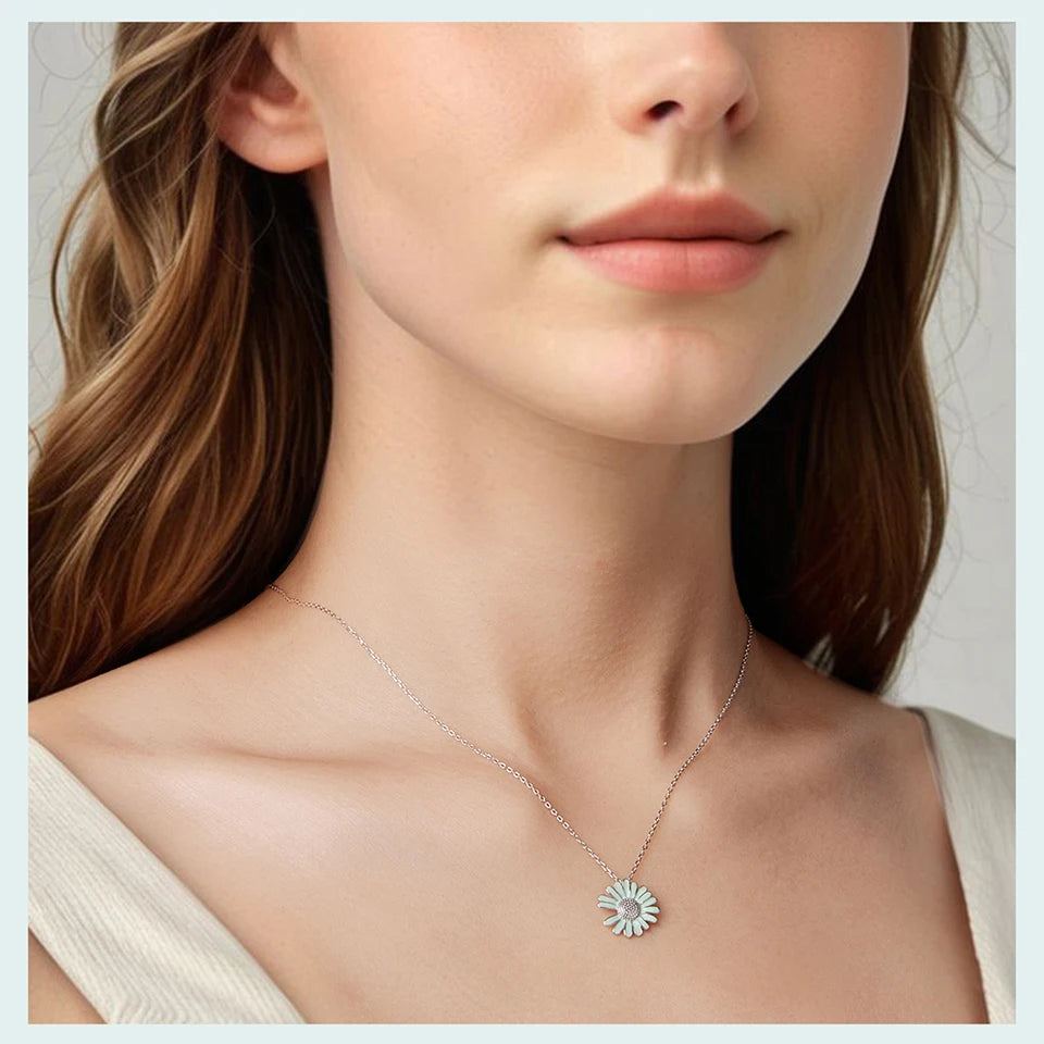 Fresh Green Flower Chain Necklace