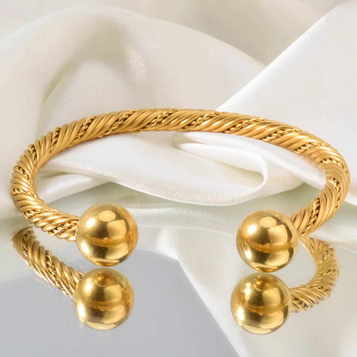Wire Knot Cuff Bracelet