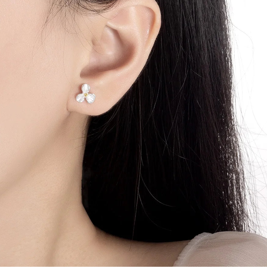 925 Silver Classic Flower Stud Earrings