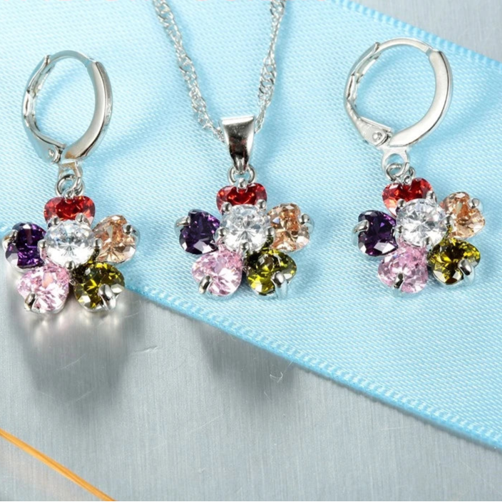 Cubic Zirconia Flower Design Lovers' Gift Set