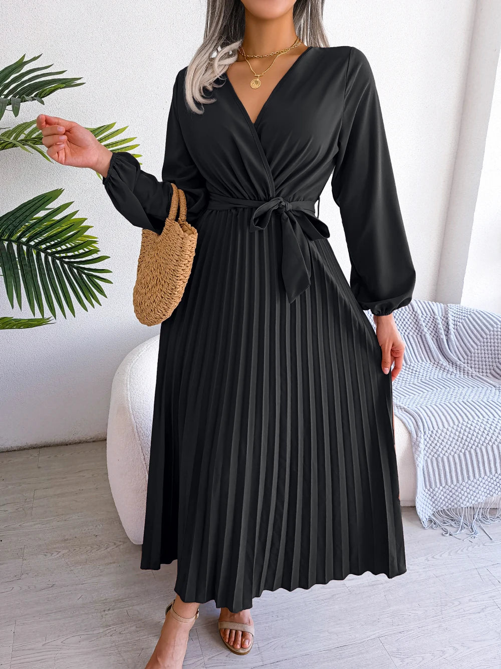 Women's Elegant V-Neck Pleated Maxi Dress