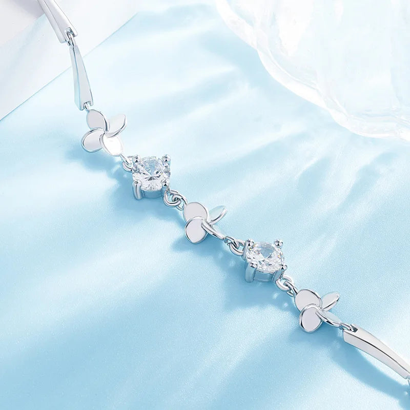 Zircon fine design Bracelets