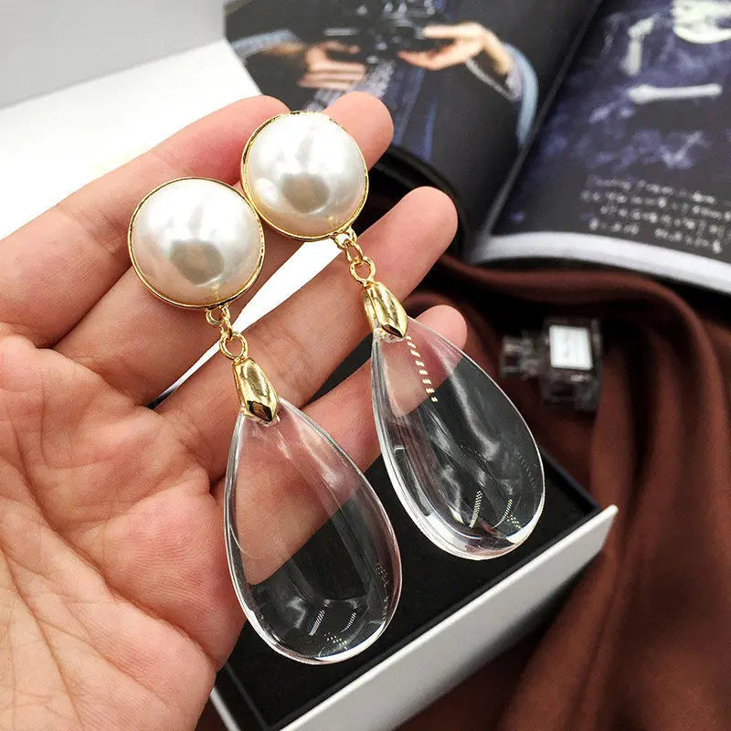 Retro Pearl Water Drop Earrings