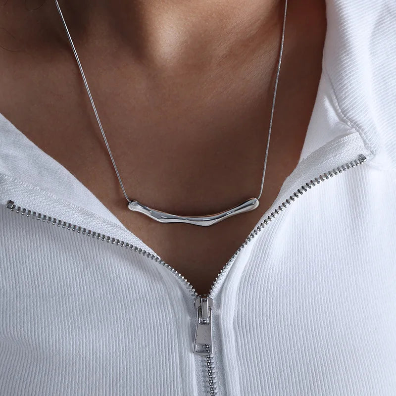 18k Gold Minimalist Mobile Pendant Necklace for Women