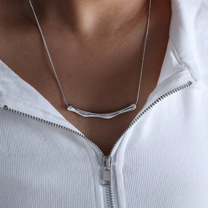 18k Gold Minimalist Mobile Pendant Necklace for Women