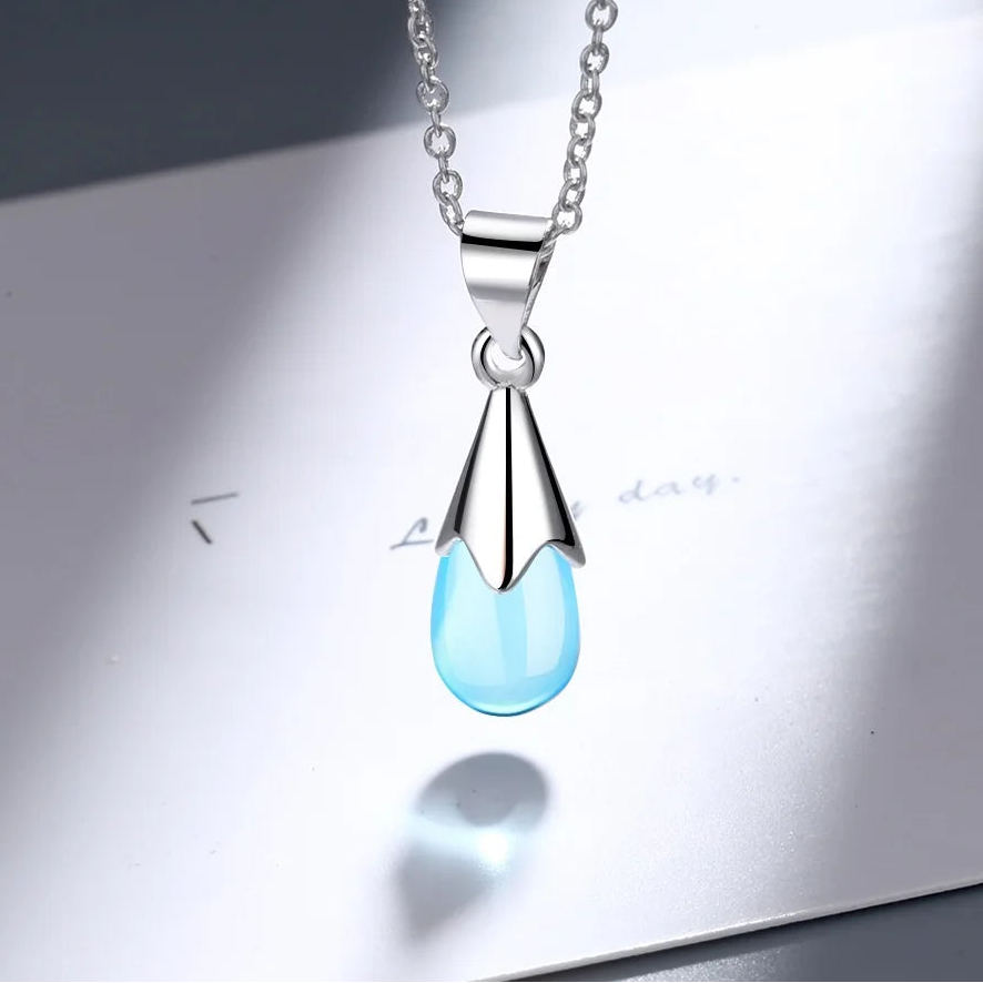 925 Sterling Silver Sky Blue Pendant Necklace for Women