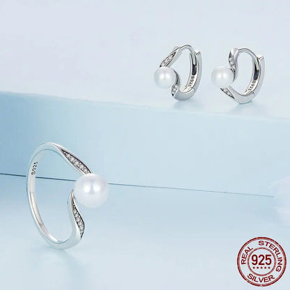 Geometric Shell Pearl Set