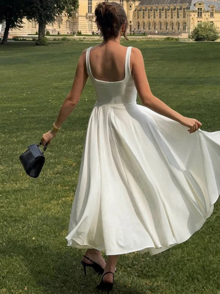 CLO018DJ
Woman Clothes Sleeveless High Waist Tunics A-line Long Dress Streetwear Ladies Backless Ruched White Party Vacation Dresses - Klixstore