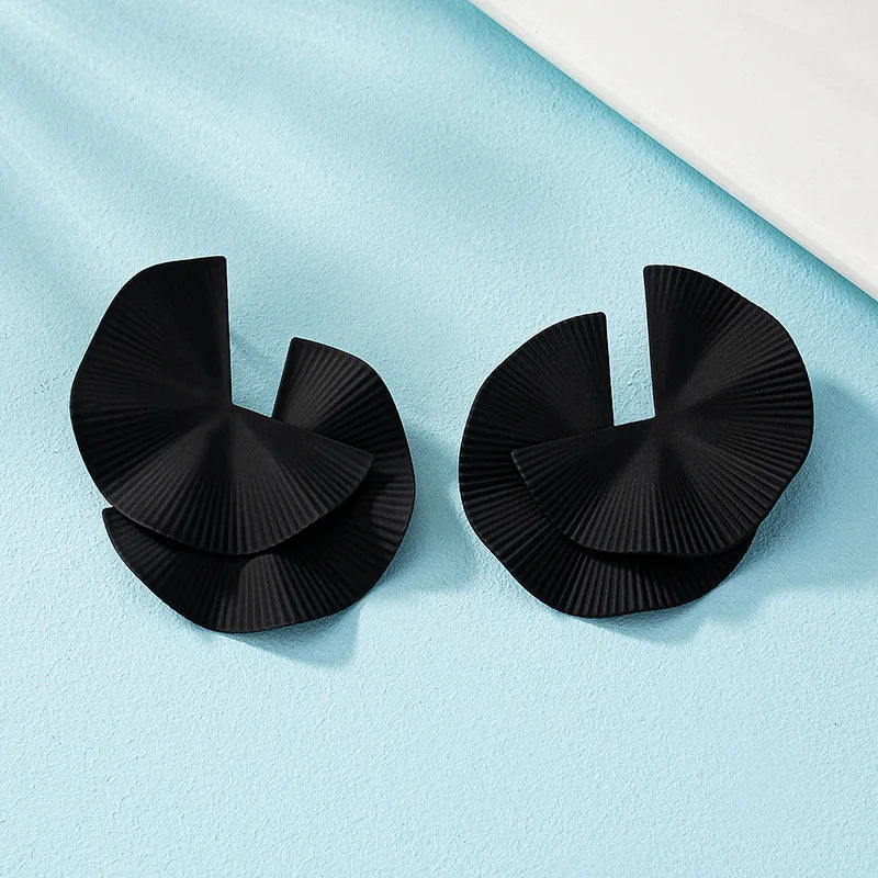 Twisted Design Dinner Earrings
