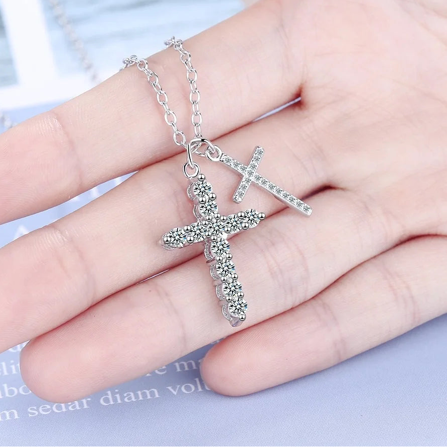 Silver Brilliant Crystal Pendant Necklace for Women