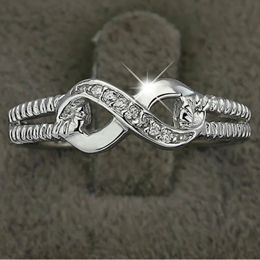 Figure 8 Pattern 925 Sterling Silver Ring for Women