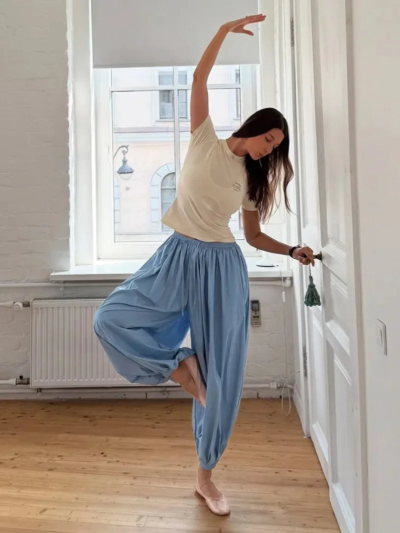 CLO002PT
Fashion Woman Clothes 2025 Autumn Wide Leg Pants Ladies Loose Solid Cotton Pants - Klixstore