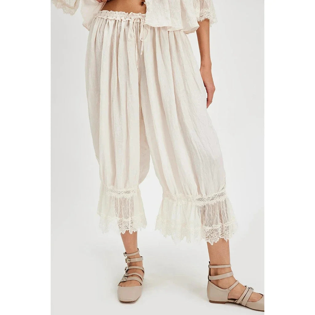 Loose Fit Bloomers Cropped Pants