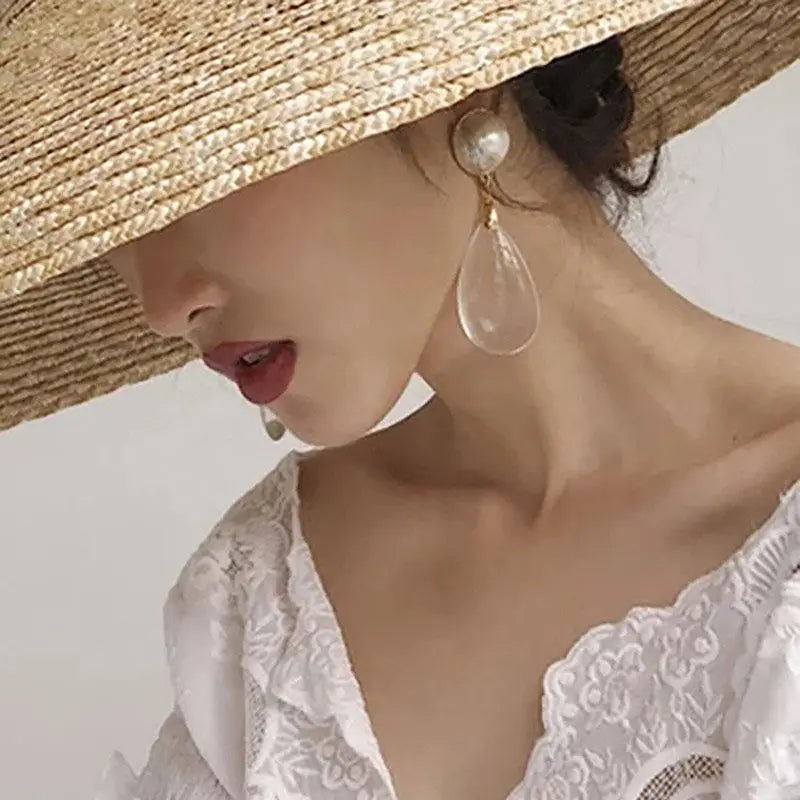 Retro Pearl Water Drop Earrings