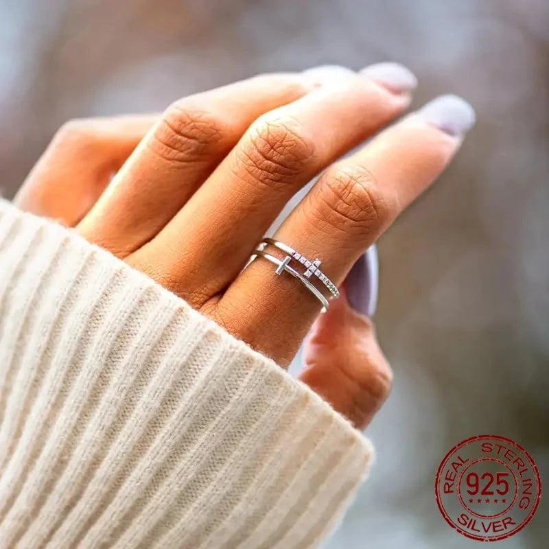 Double Cross Ring